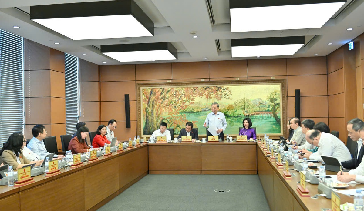 Tổng Bí thư, Chủ tịch nước: 3 nguyên tắc lớn khi sửa đổi Luật Thủ đô- Ảnh 1. Tổng Bí thư, Chủ tịch nước: 3 nguyên tắc lớn khi sửa đổi Luật Thủ đô- Ảnh 1.