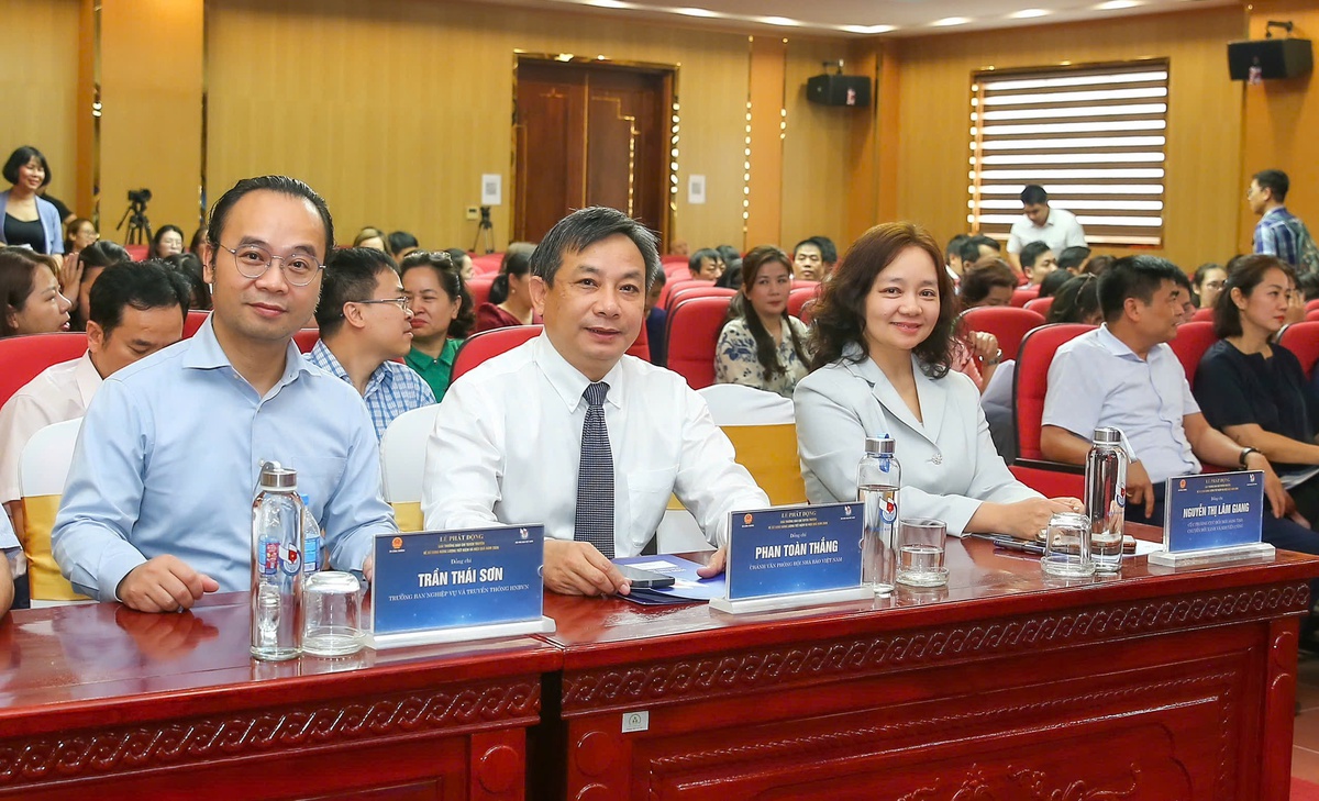 Phát động Giải báo chí tuyên truyền về sử dụng năng lượng tiết kiệm và hiệu quả năm 2026 - Ảnh 1.