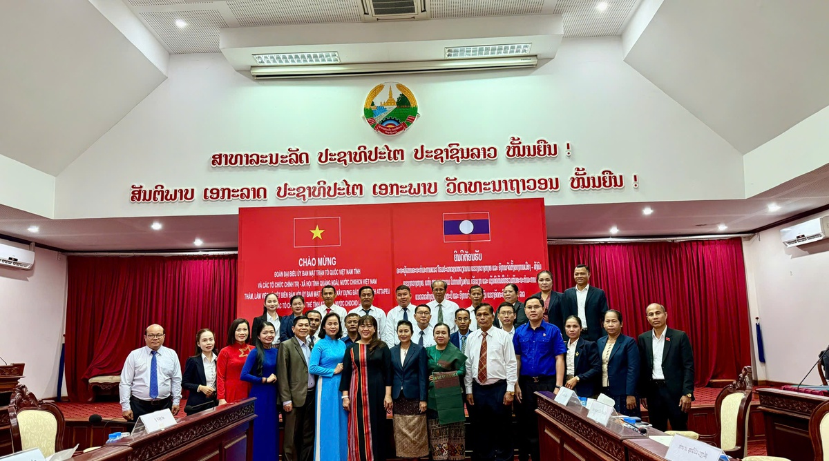 Thắt chặt tình đoàn kết của phụ nữ Việt - Lào- Ảnh 1. Thắt chặt tình đoàn kết của phụ nữ Việt - Lào- Ảnh 1.