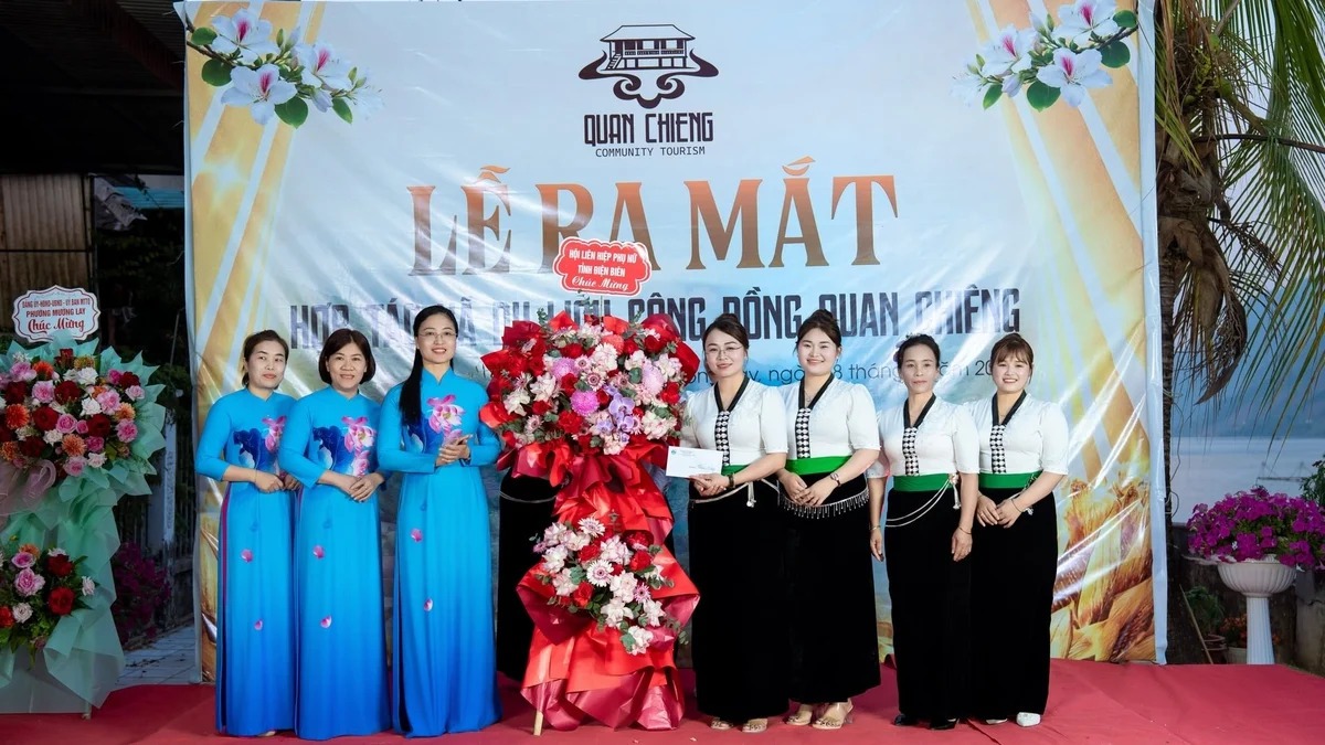 Trao "đôi cánh" công nghệ cho phụ nữ vùng cao Điện Biên- Ảnh 4.