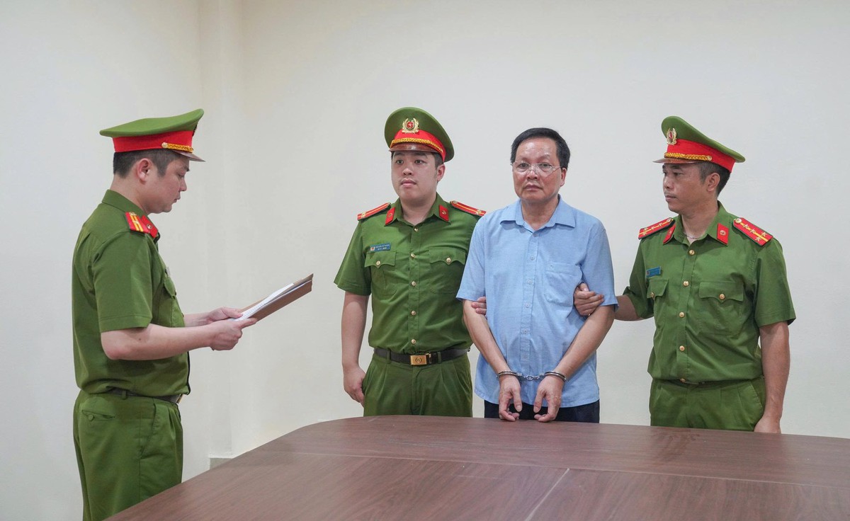 Bắt hiệu trưởng "ăn chặn" tiền của học sinh đồng bào dân tộc thiểu số- Ảnh 1.