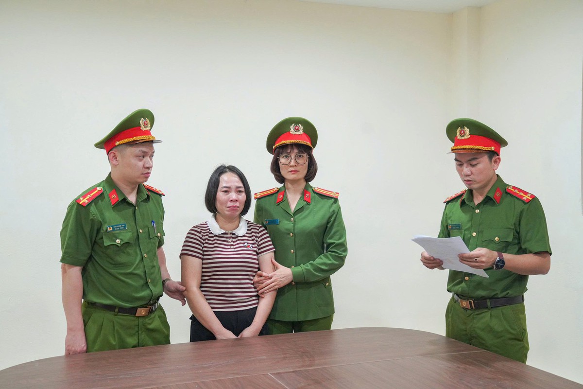 Bắt hiệu trưởng "ăn chặn" tiền của học sinh đồng bào dân tộc thiểu số- Ảnh 2.