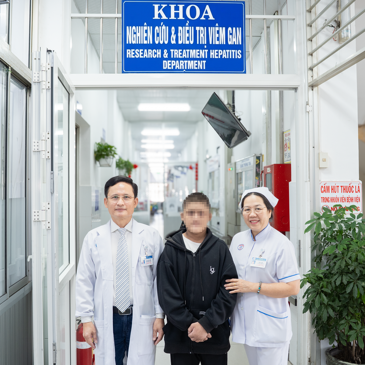 20 năm khốn khổ với căn bệnh di truyền khó chẩn đoán- Ảnh 1.