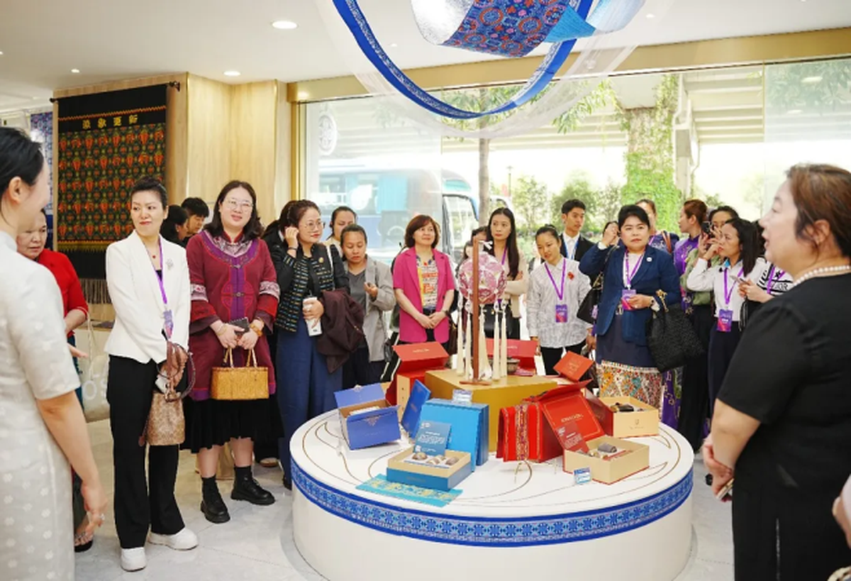 Hội LHPN Lạng Sơn tích cực xây dựng "Chị em biên giới tốt đẹp" Việt Nam - Trung Quốc- Ảnh 4.