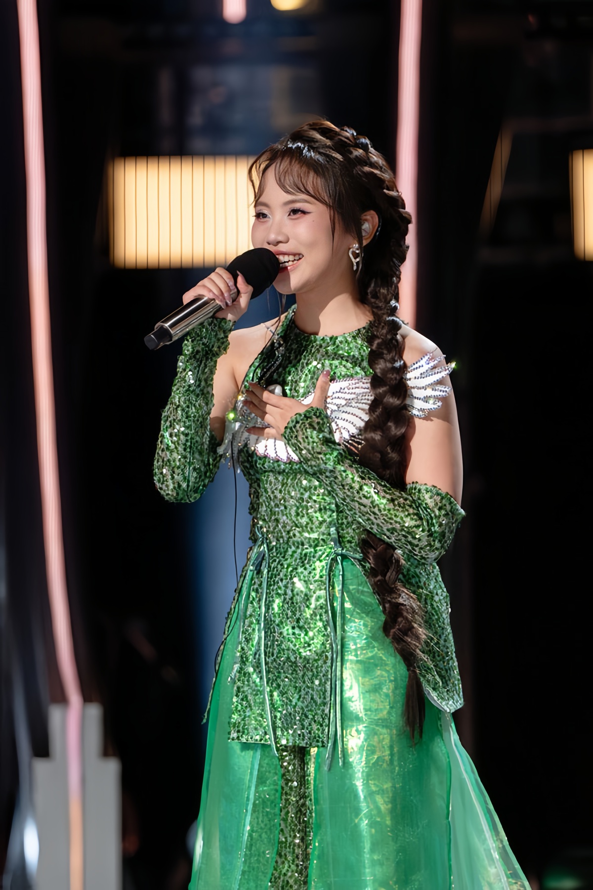 Điểm chung đáng chú ý của Mỹ Tâm, Hòa Minzy và Phương Mỹ Chi- Ảnh 2. Điểm chung đáng chú ý của Mỹ Tâm, Hòa Minzy và Phương Mỹ Chi- Ảnh 2.