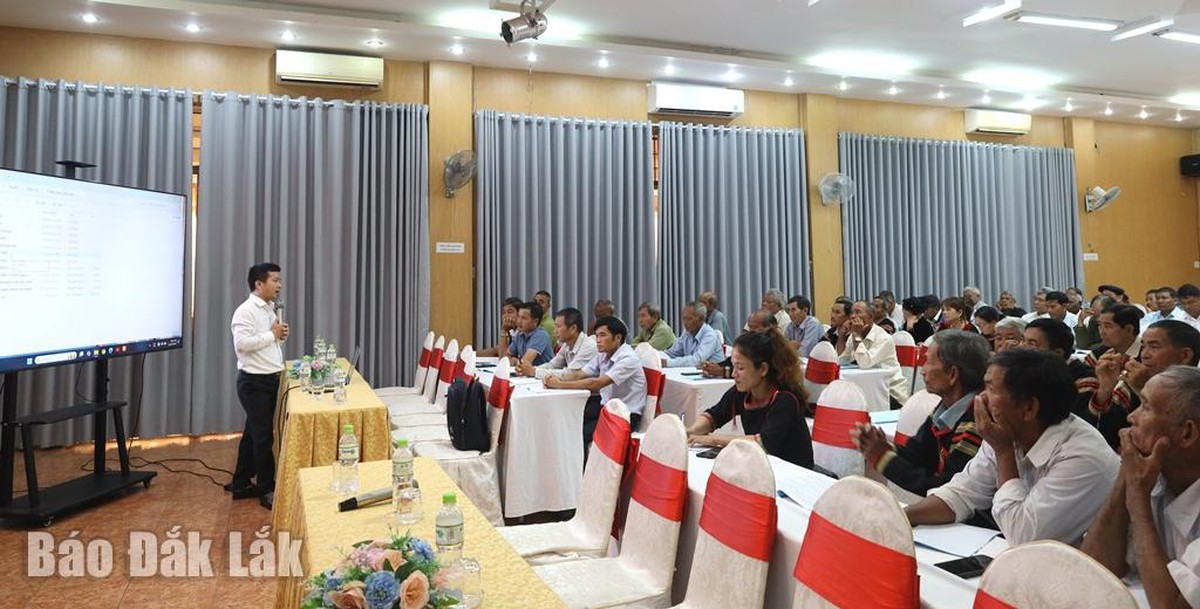 Phát huy vai trò người có uy tín trong xây dựng khối đại đoàn kết toàn dân tộc- Ảnh 3.