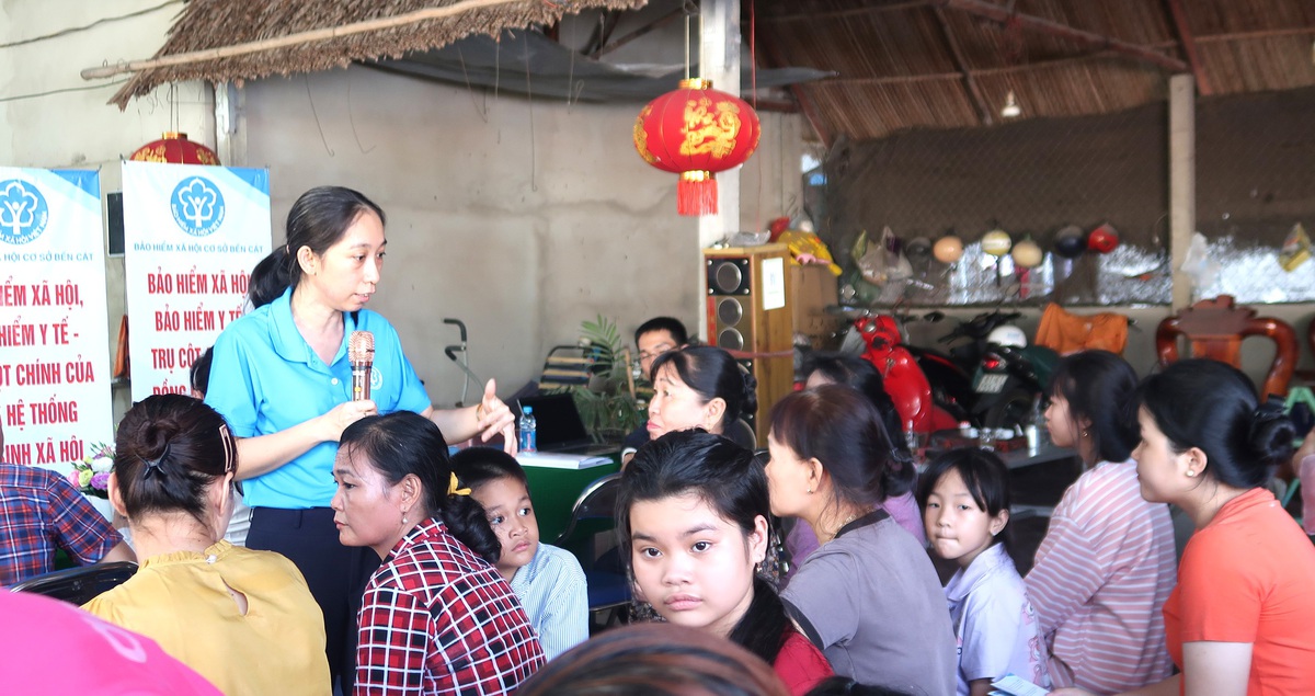 TPHCM: Chia sẻ kiến thức, kỹ năng để nữ công nhân biết cách bảo vệ mình ngay tại khu trọ- Ảnh 6.