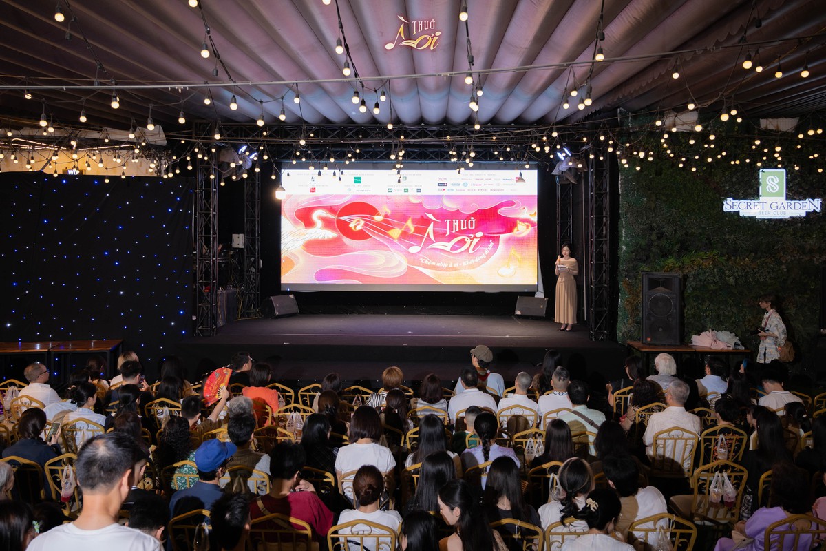 "Thuở À Ơi": Mini Showcase đưa lời ru cất tiếng giữa dòng chảy đương đại- Ảnh 1.
