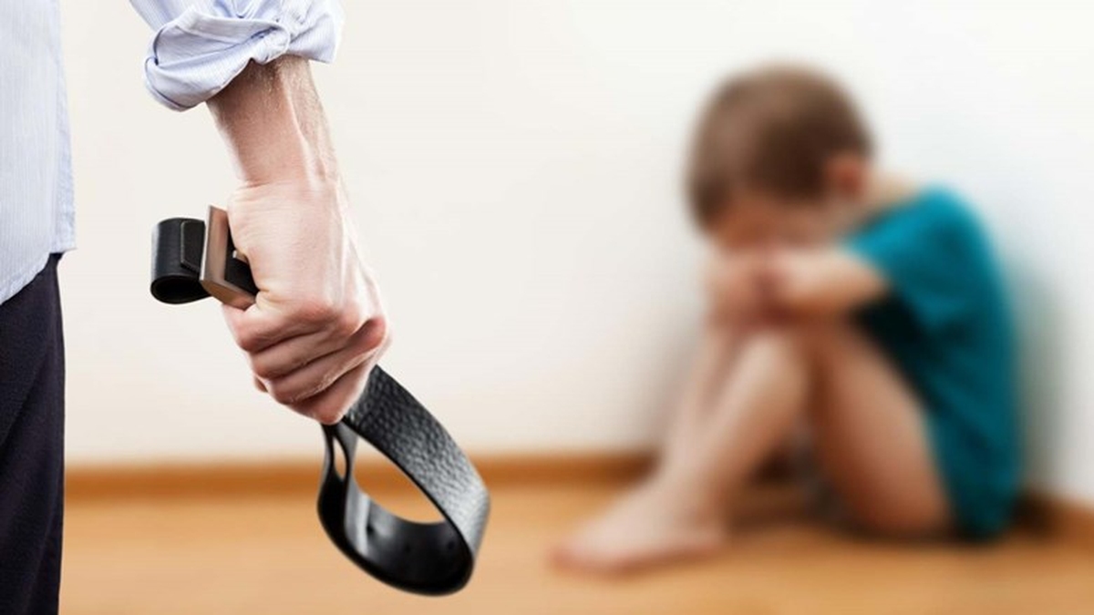 Diễn đàn "Xin đừng đánh con!": Khi bản năng làm mẹ bị tê liệt bởi sự "nghèo đói cảm xúc"- Ảnh 2.