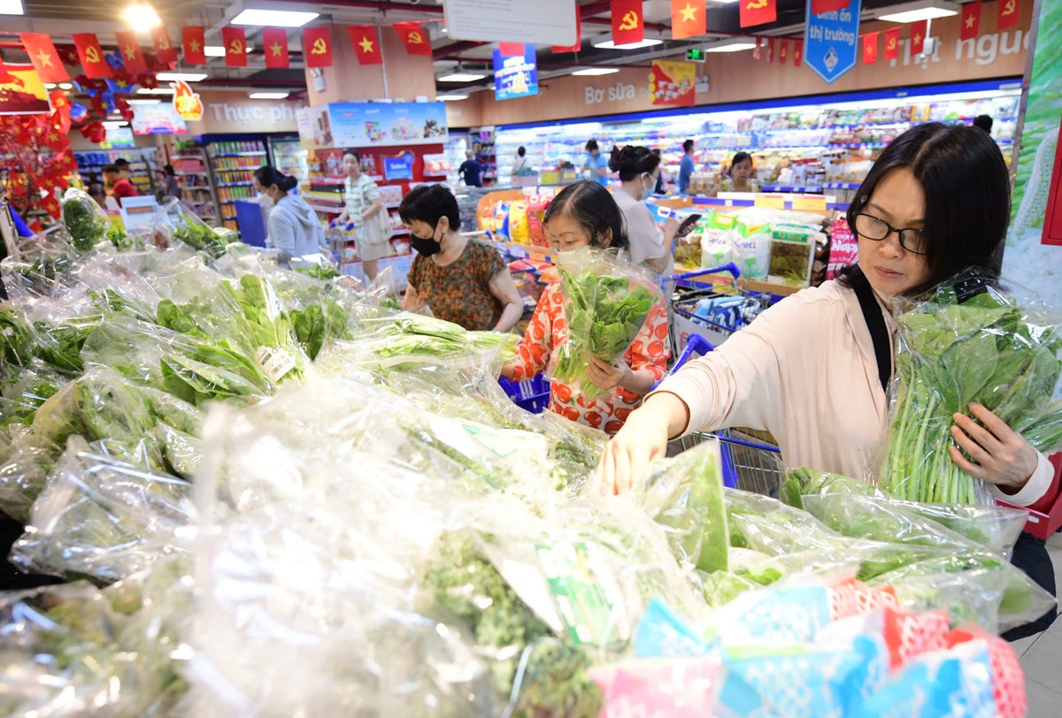 Niềm tin hàng Việt gói ghém trong từng giỏ hàng đi chợ- Ảnh 2. Niềm tin hàng Việt gói ghém trong từng giỏ hàng đi chợ- Ảnh 2.