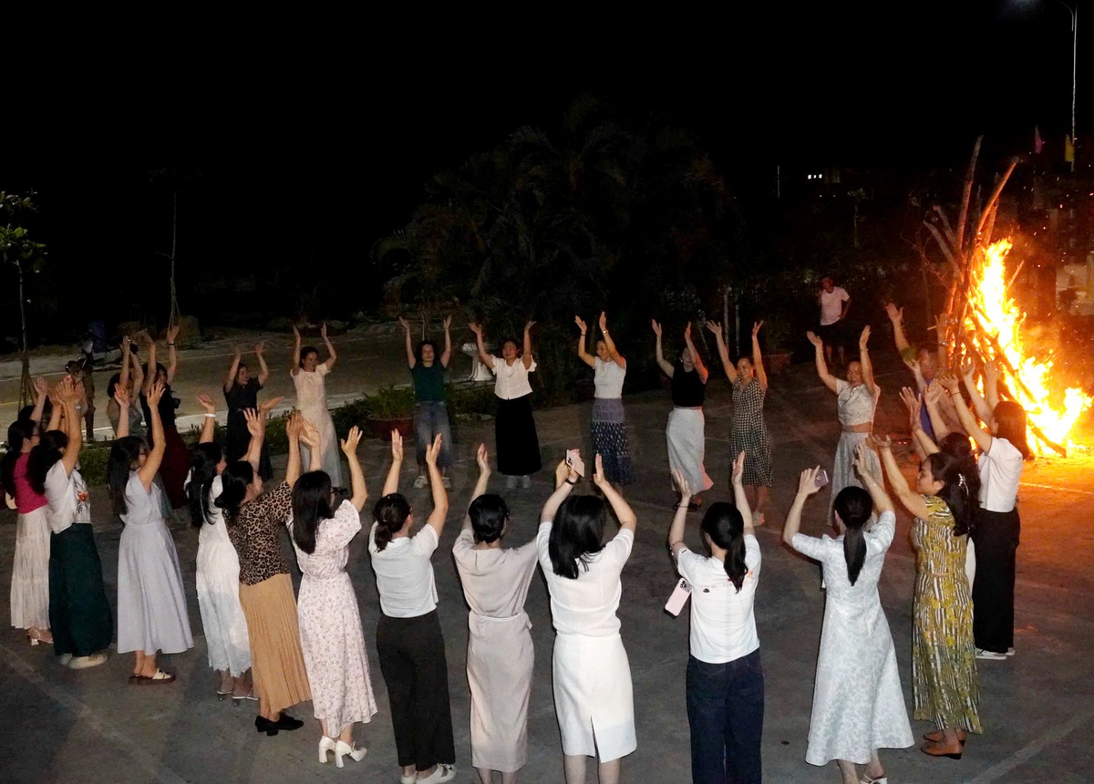 Hải Phòng: Nối đất liền với đảo xa bằng nghĩa tình phụ nữ- Ảnh 5.