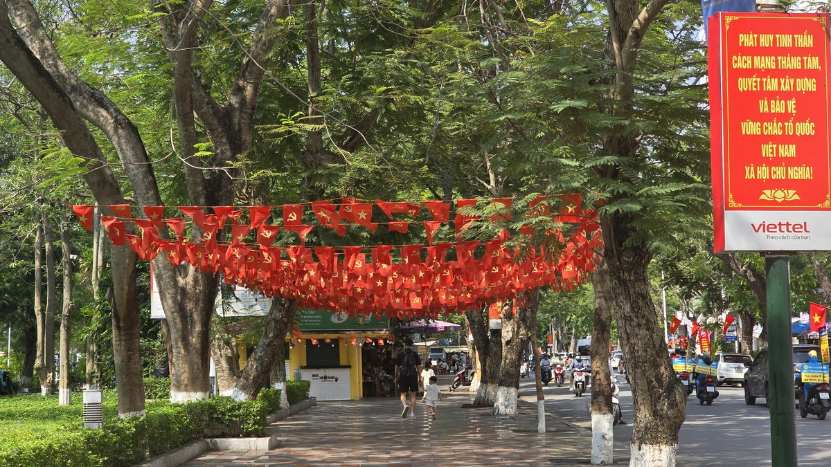 Hải Phòng: Bản hùng ca quyết thắng, tự hào vươn mình đi lên- Ảnh 2.