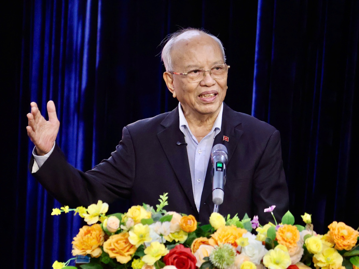 GS.TS Trình Quang Phú chia sẻ tại sự kiện. Ảnh: Hồ Lam