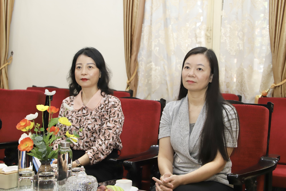 Phó Chủ tịch Hội LHPN Việt Nam Nguyễn Thị Thu Hiền chúc mừng Đại lễ Phật đản- Ảnh 2.