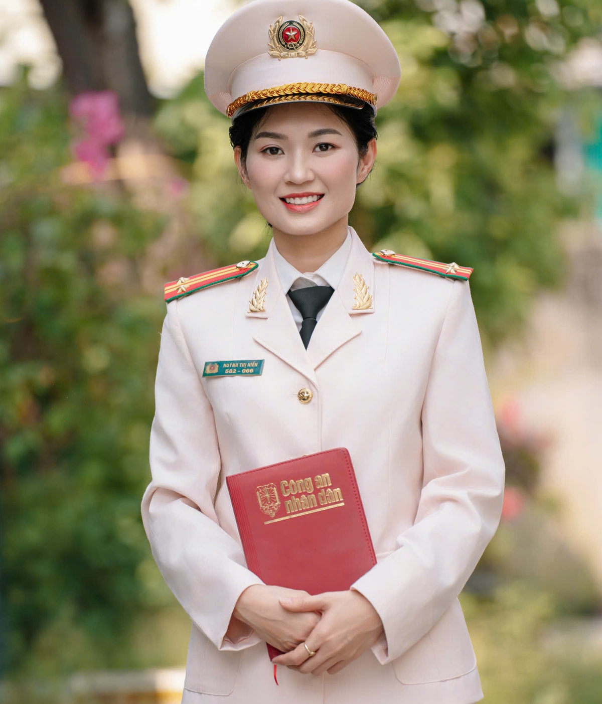 Gần dân nhất - dấu ấn tự hào của nữ chiến sĩ Công an cơ sở tiêu biểu- Ảnh 1.