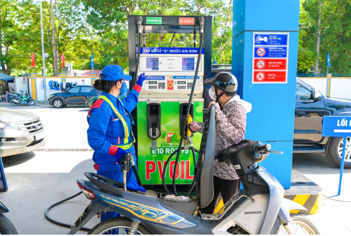 Gần 1.000 cửa hàng xăng dầu PVOIL đã sẵn sàng kinh doanh xăng E10- Ảnh 3.
