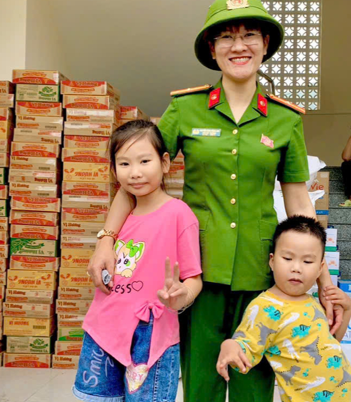 2 nữ cán bộ Công an cơ sở thầm lặng cống hiến vì bình yên cuộc sống- Ảnh 3.
