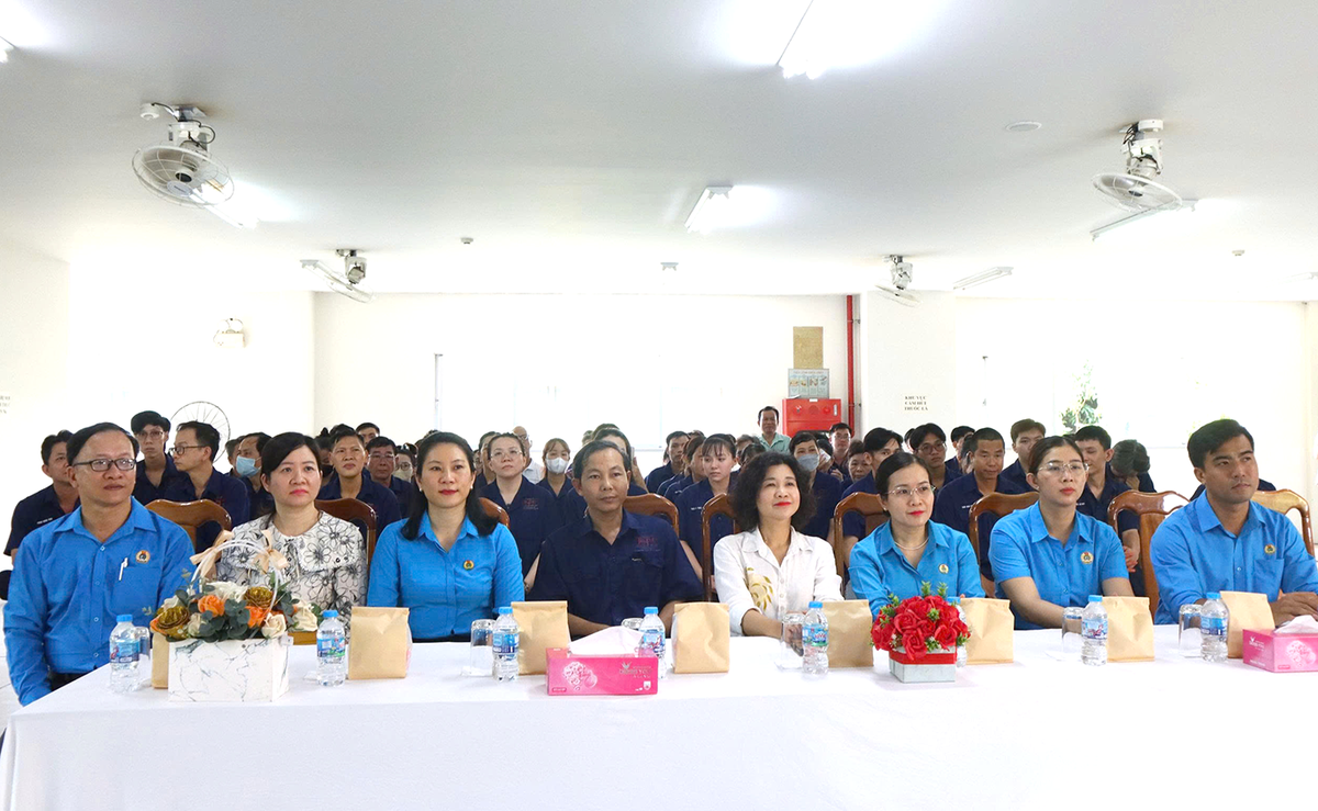 Tháng Công nhân 2026: Khi lời 