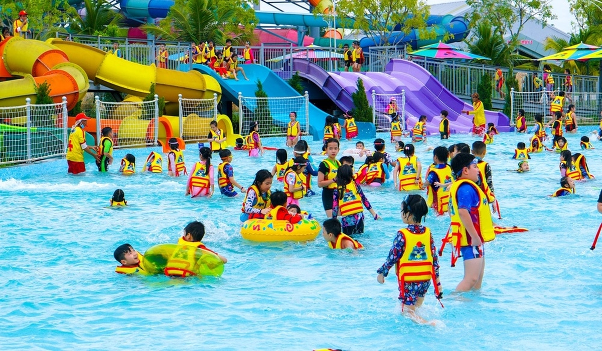 Khám phá những trò chơi hấp dẫn cho trẻ em tại Suối Tiên và Sơn Tiên- Ảnh 1. Khám phá những trò chơi hấp dẫn cho trẻ em tại Suối Tiên và Sơn Tiên- Ảnh 1.