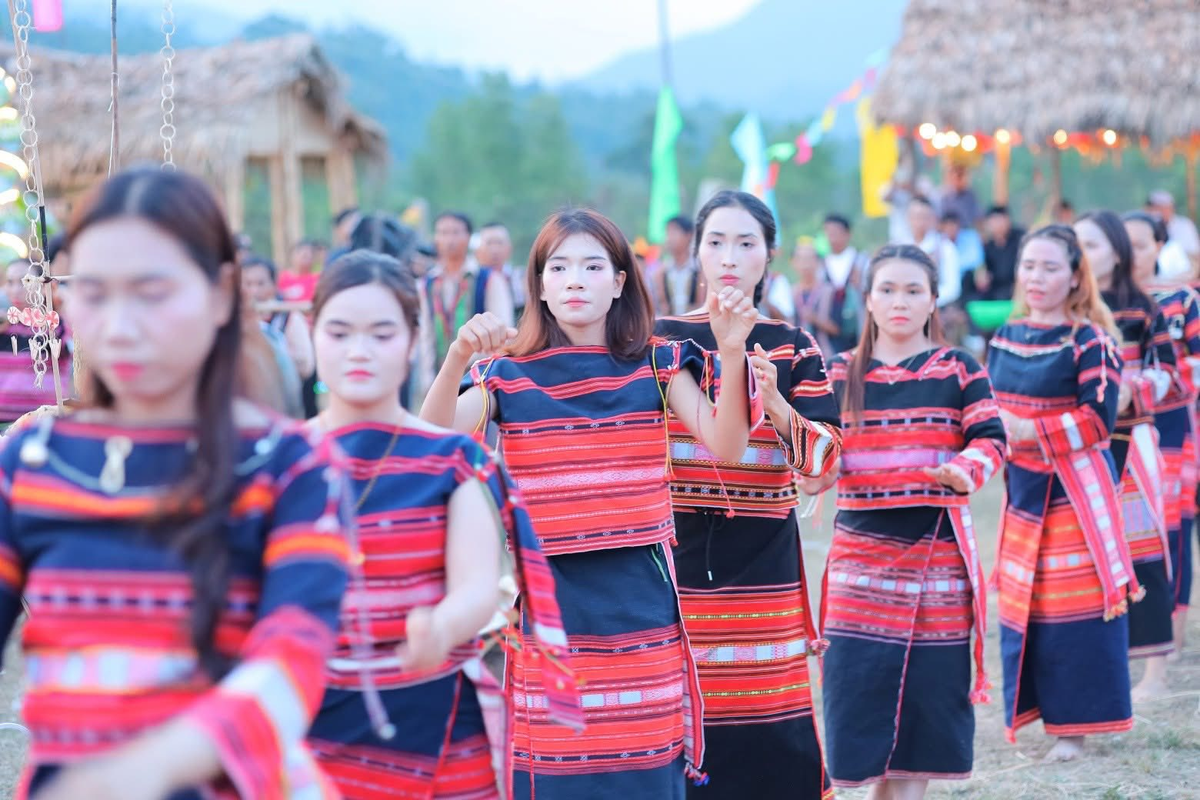 Gia Lai: Hành trình khơi dậy sức dân của Đảng bộ xã Canh Vinh- Ảnh 1.