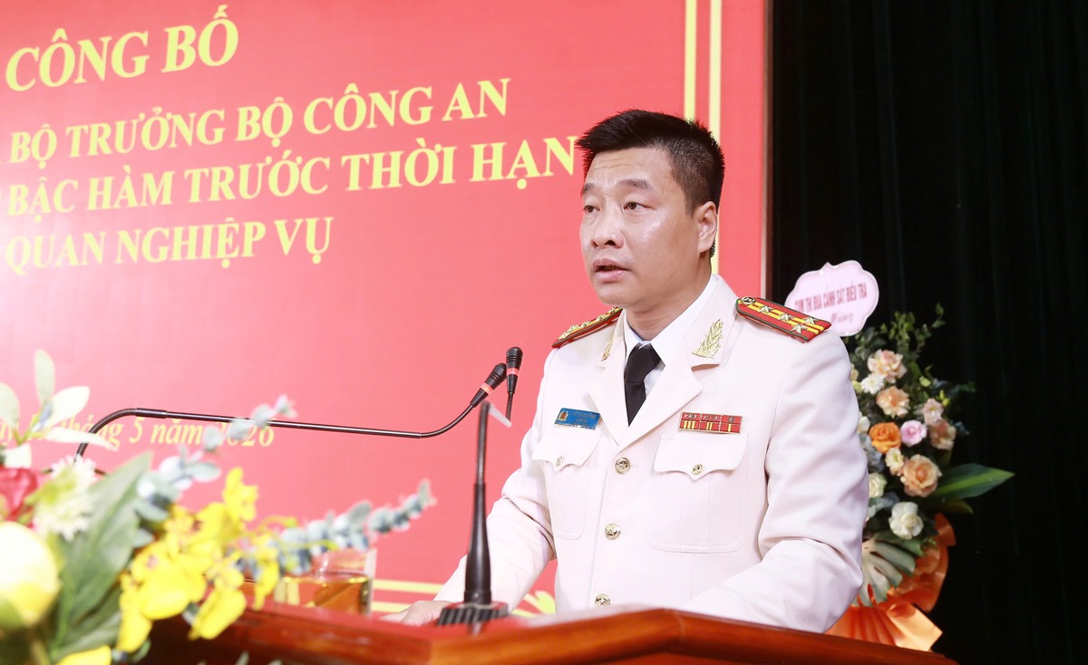 Giám đốc Công an tỉnh Lạng Sơn được thăng bậc hàm từ Thượng tá lên Đại tá trước thời hạn- Ảnh 1.