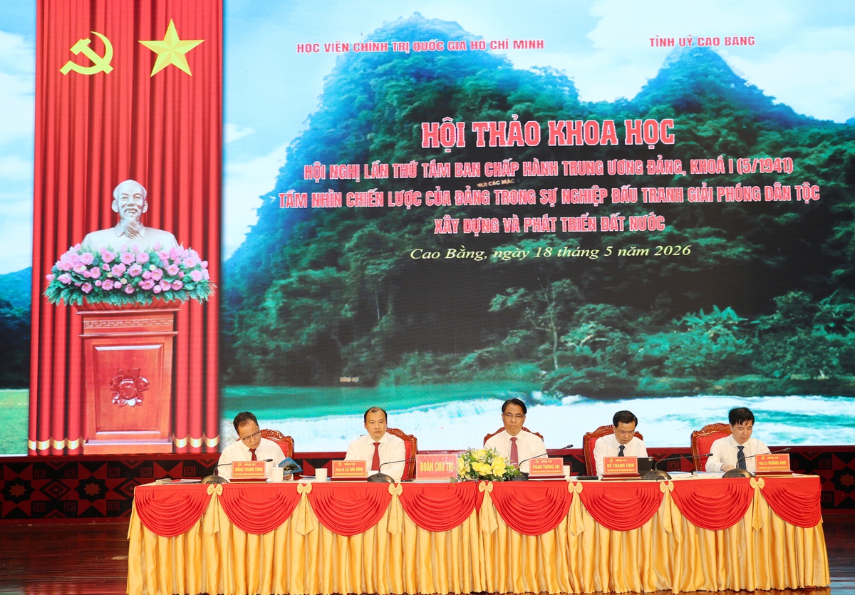 Vai trò lịch sử và tầm nhìn chiến lược của Hội nghị Trung ương 8 khóa I- Ảnh 3. Vai trò lịch sử và tầm nhìn chiến lược của Hội nghị Trung ương 8 khóa I- Ảnh 3.