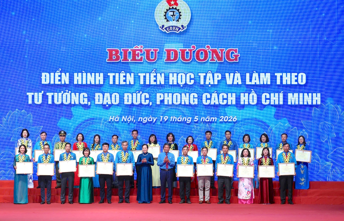 Học tập và làm theo Bác Hồ trở thành động lực tự thân của người lao động- Ảnh 6. Học tập và làm theo Bác Hồ trở thành động lực tự thân của người lao động- Ảnh 6.