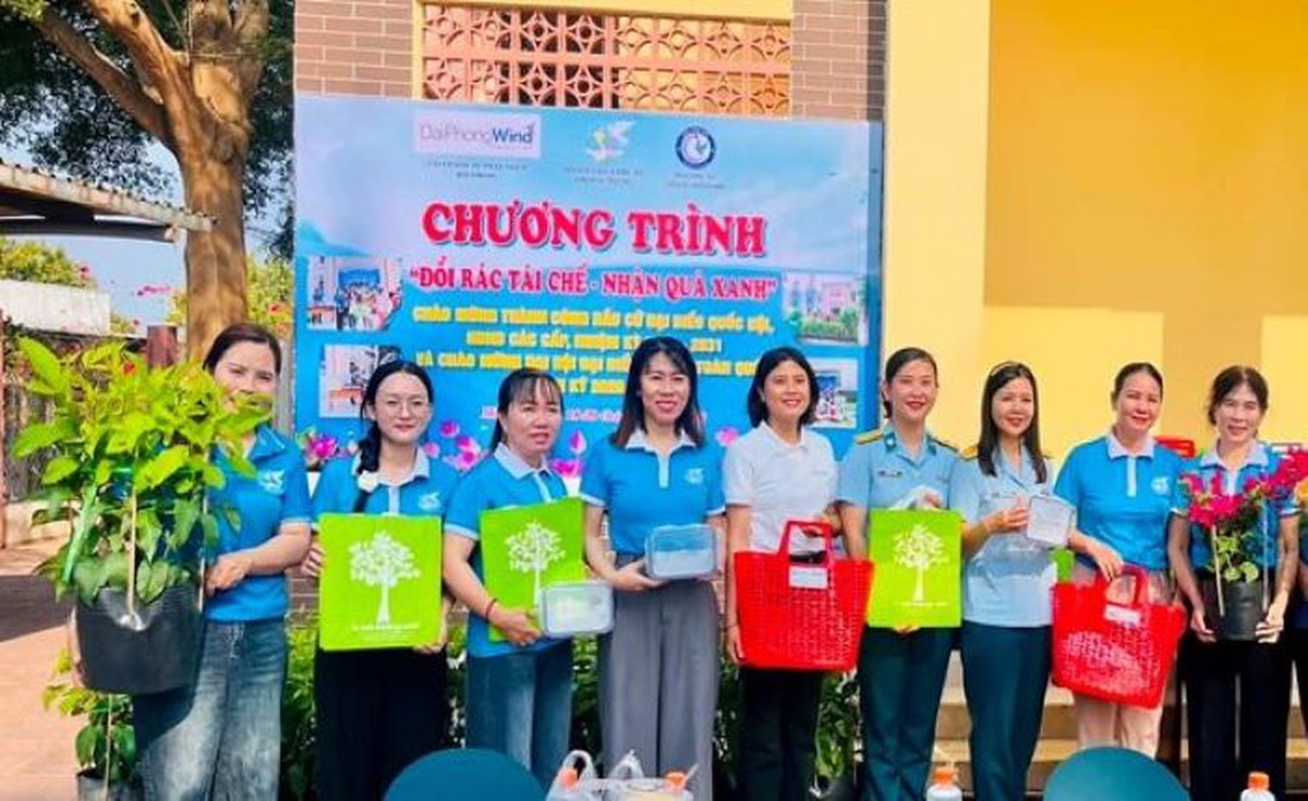 Khí thế thi đua của phụ nữ Lâm Đồng chào mừng Đại hội đại biểu Phụ nữ toàn quốc lần thứ XIV- Ảnh 1.