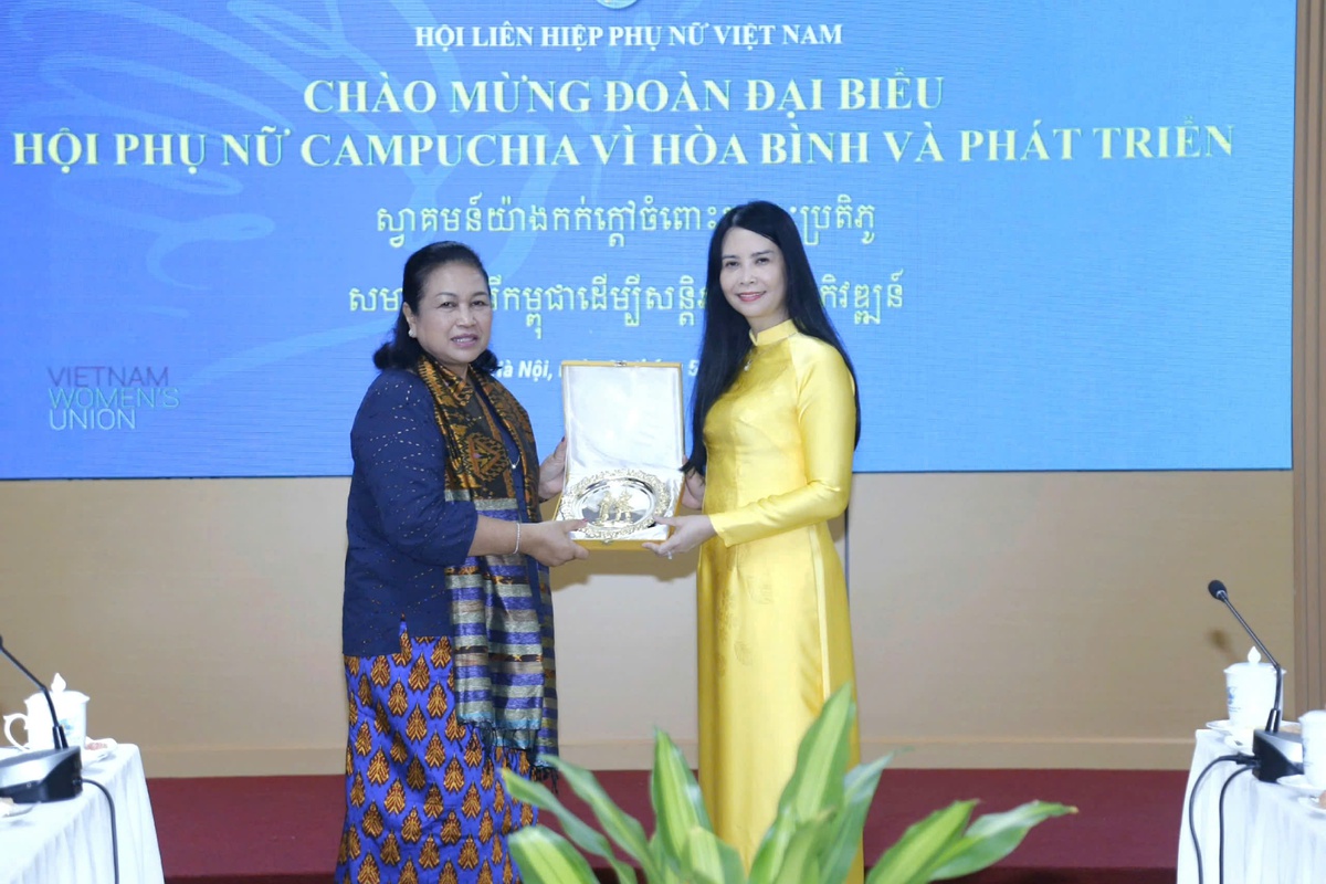 Phụ nữ Việt Nam - Campuchia thắt chặt hợp tác vì sự phát triển bền vững- Ảnh 4.