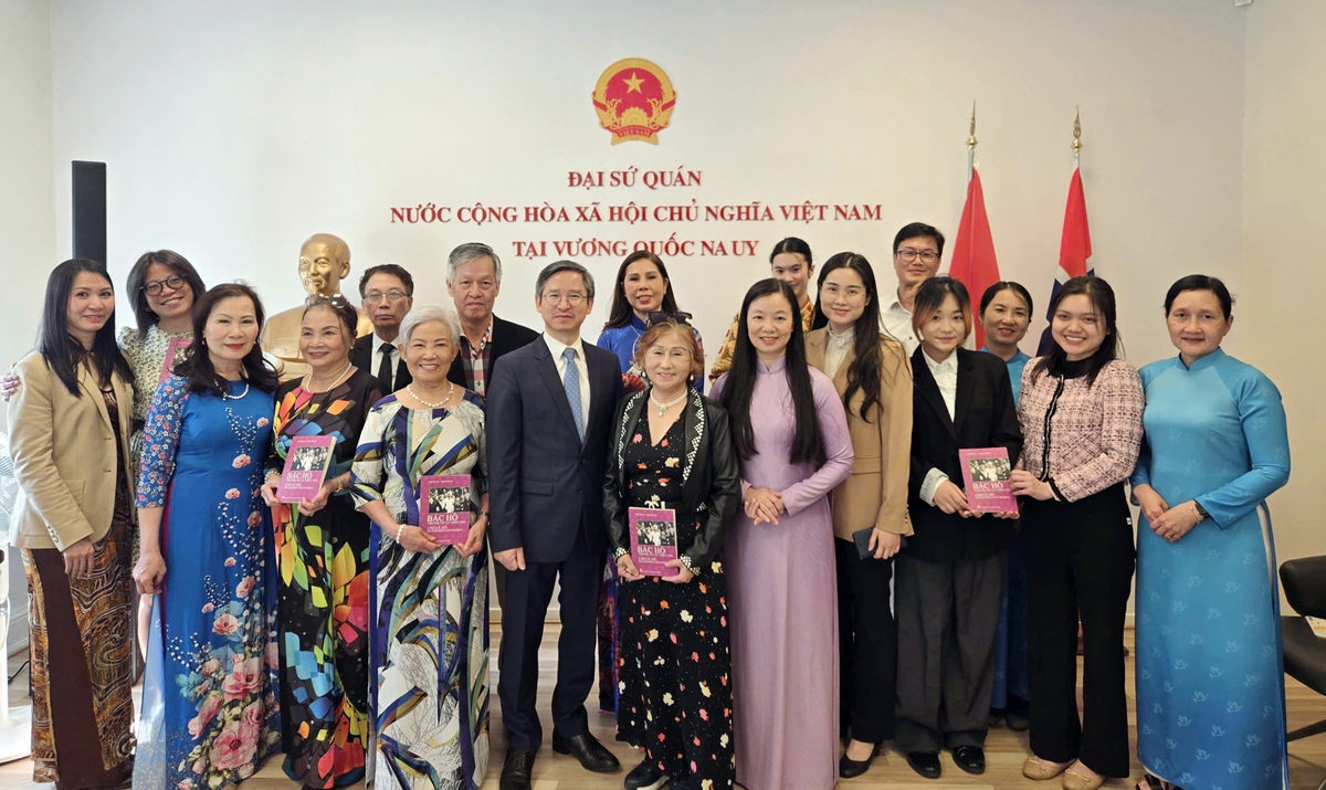 Học viện Phụ nữ Việt Nam học tập và trao đổi kinh nghiệm đào tạo tại Vương quốc Na Uy- Ảnh 4. Học viện Phụ nữ Việt Nam học tập và trao đổi kinh nghiệm đào tạo tại Vương quốc Na Uy- Ảnh 4.