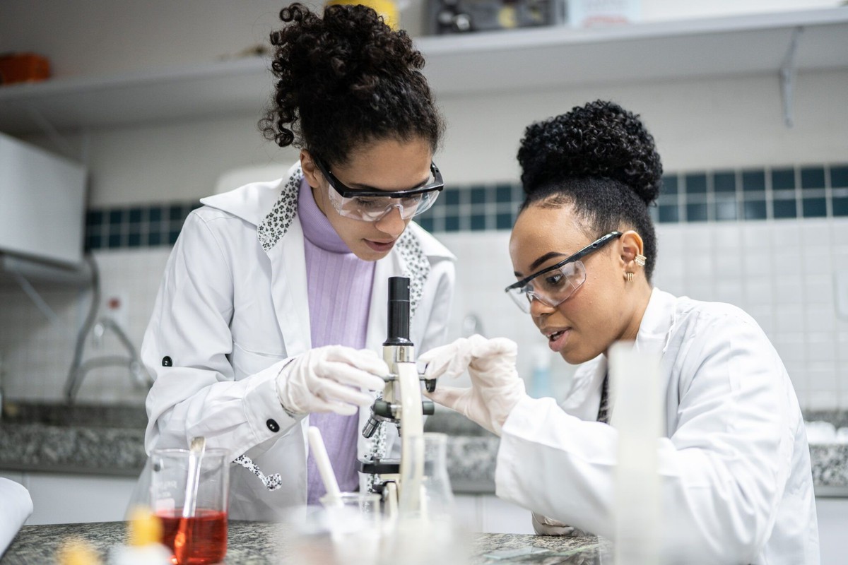Nhiều cơ hội cho nữ giới du học ngành STEM- Ảnh 3. Nhiều cơ hội cho nữ giới du học ngành STEM- Ảnh 3.