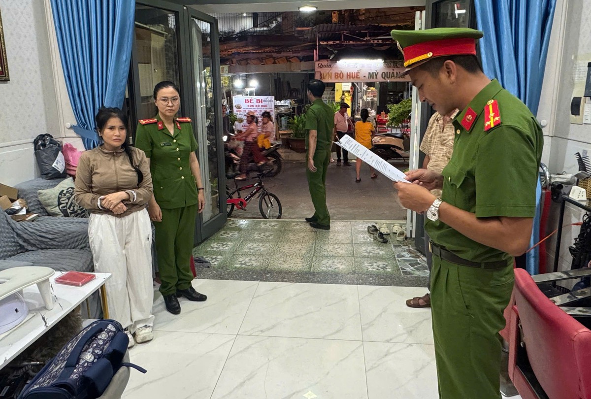Mẹ kế chủ mưu, xúi giục 2 con chồng sát hại cha ruột để chiếm tài sản- Ảnh 1.