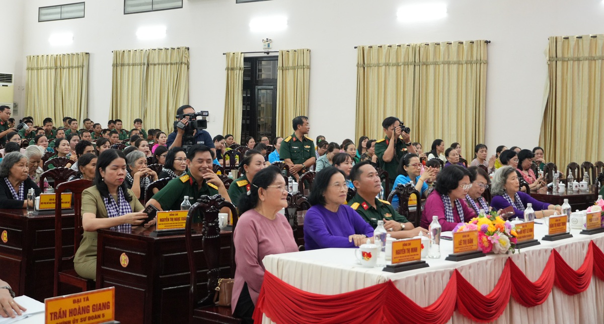 Ký ức không quên của những “bông hồng thép” khu Đông Nam bộ- Ảnh 2.