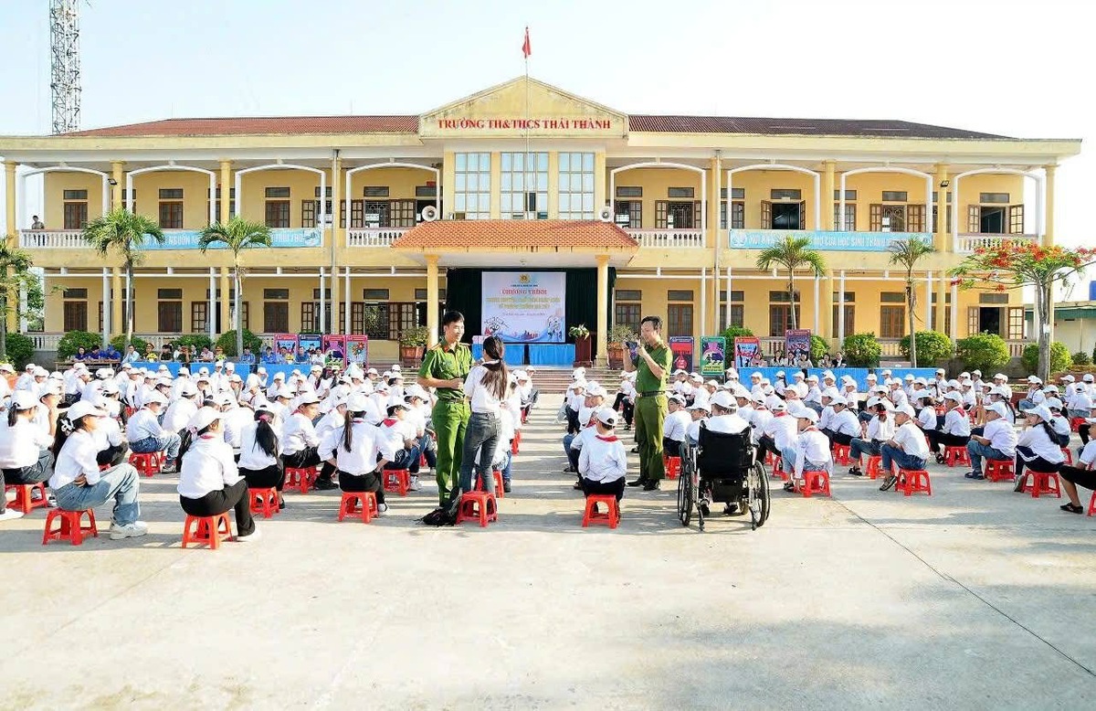 Hình thành cộng đồng không khói thuốc từ những thay đổi nhỏ trong nhận thức và thói quen- Ảnh 4.