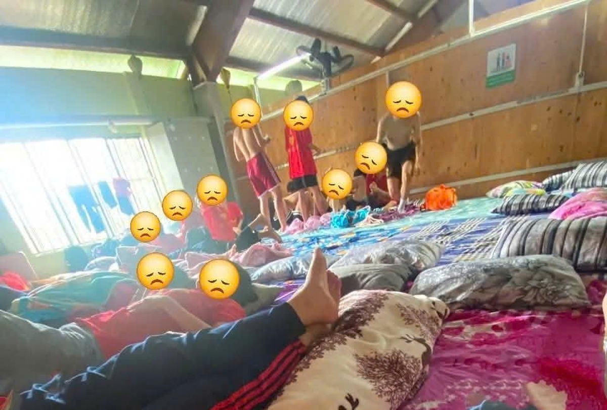 Lùm xùm chuyến đi trải nghiệm: Học sinh THPT ngủ tập thể, không điều hòa, khu vệ sinh chung bất tiện- Ảnh 4. Lùm xùm chuyến đi trải nghiệm: Học sinh THPT ngủ tập thể, không điều hòa, khu vệ sinh chung bất tiện- Ảnh 4.