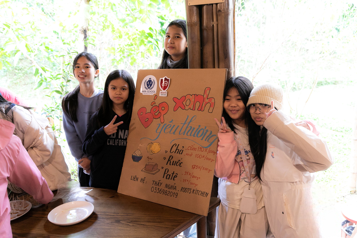 Các em học sinh tự gây quỹ để nuôi dự án thiện nguyện Các em học sinh tự gây quỹ để nuôi dự án thiện nguyện