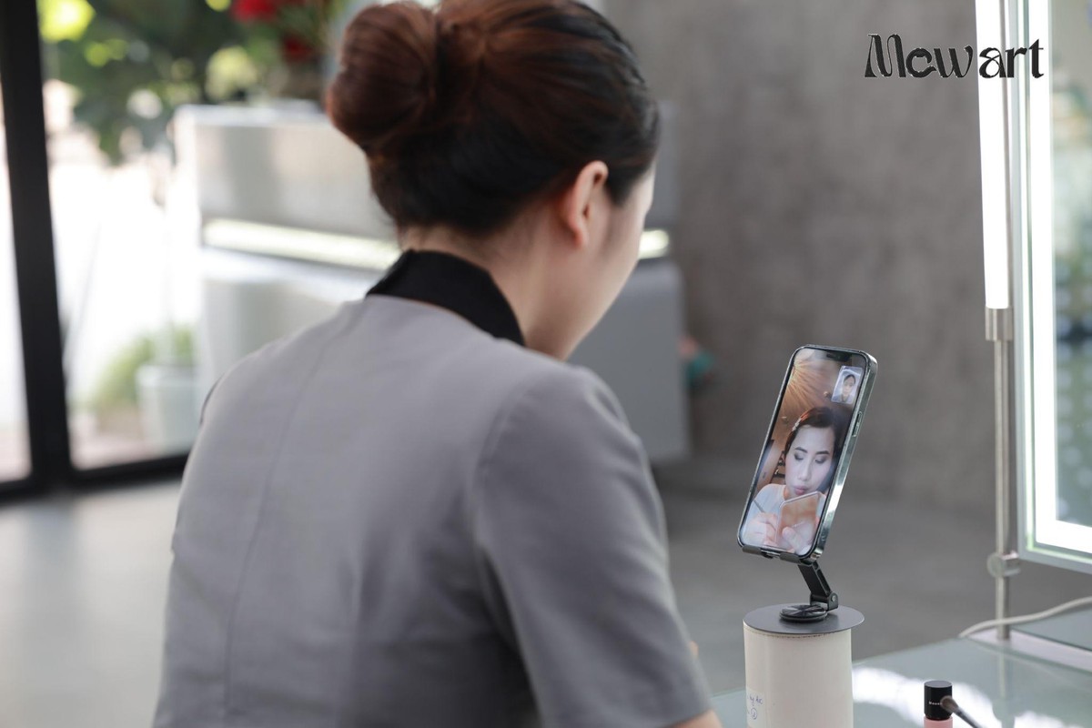 Học makeup online - xu hướng mới của phụ nữ bận rộn thời đại số- Ảnh 3.