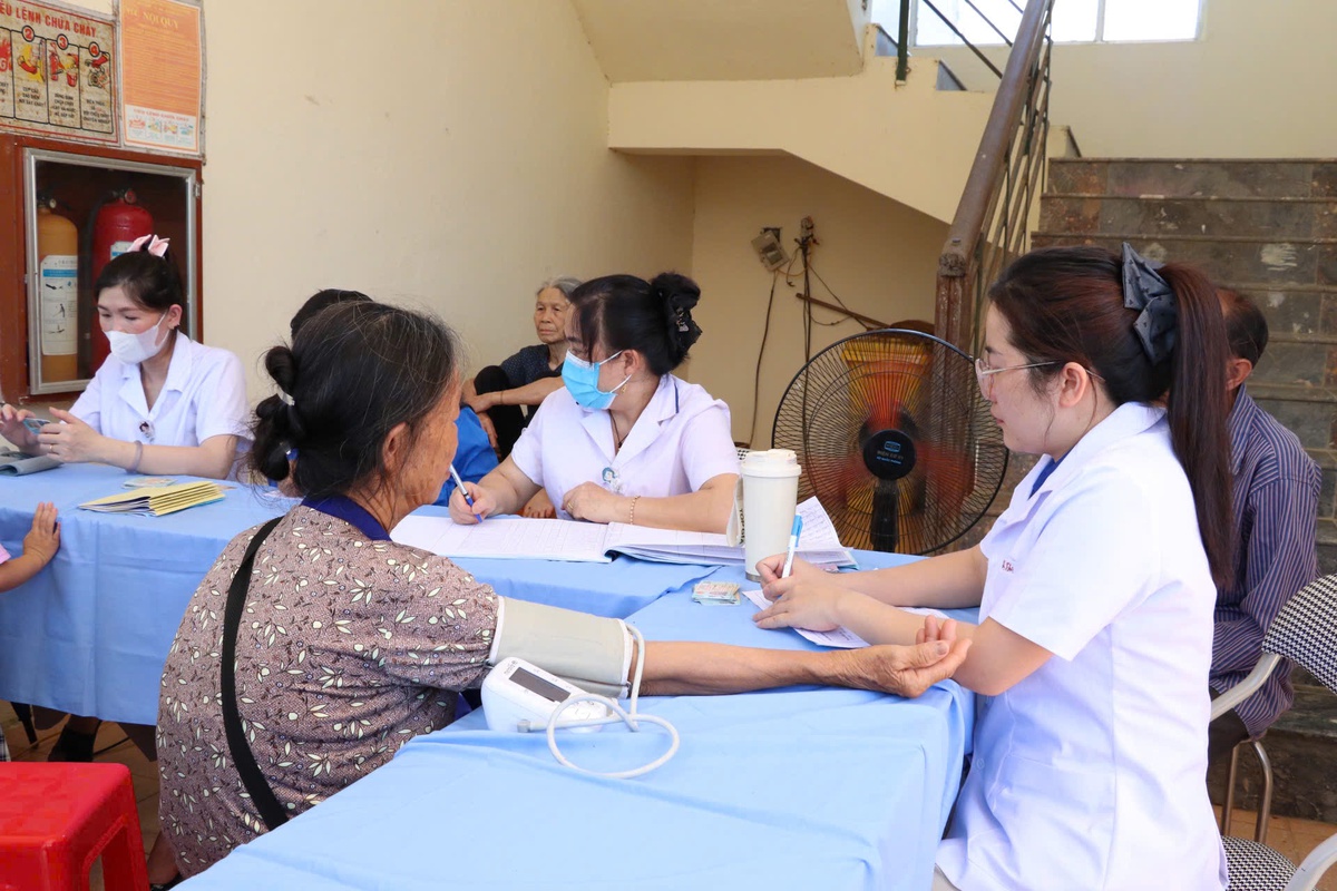 Chung tay chăm lo cho phụ nữ nghèo, người dân vùng cao Lạng Sơn- Ảnh 1. Chung tay chăm lo cho phụ nữ nghèo, người dân vùng cao Lạng Sơn- Ảnh 1.