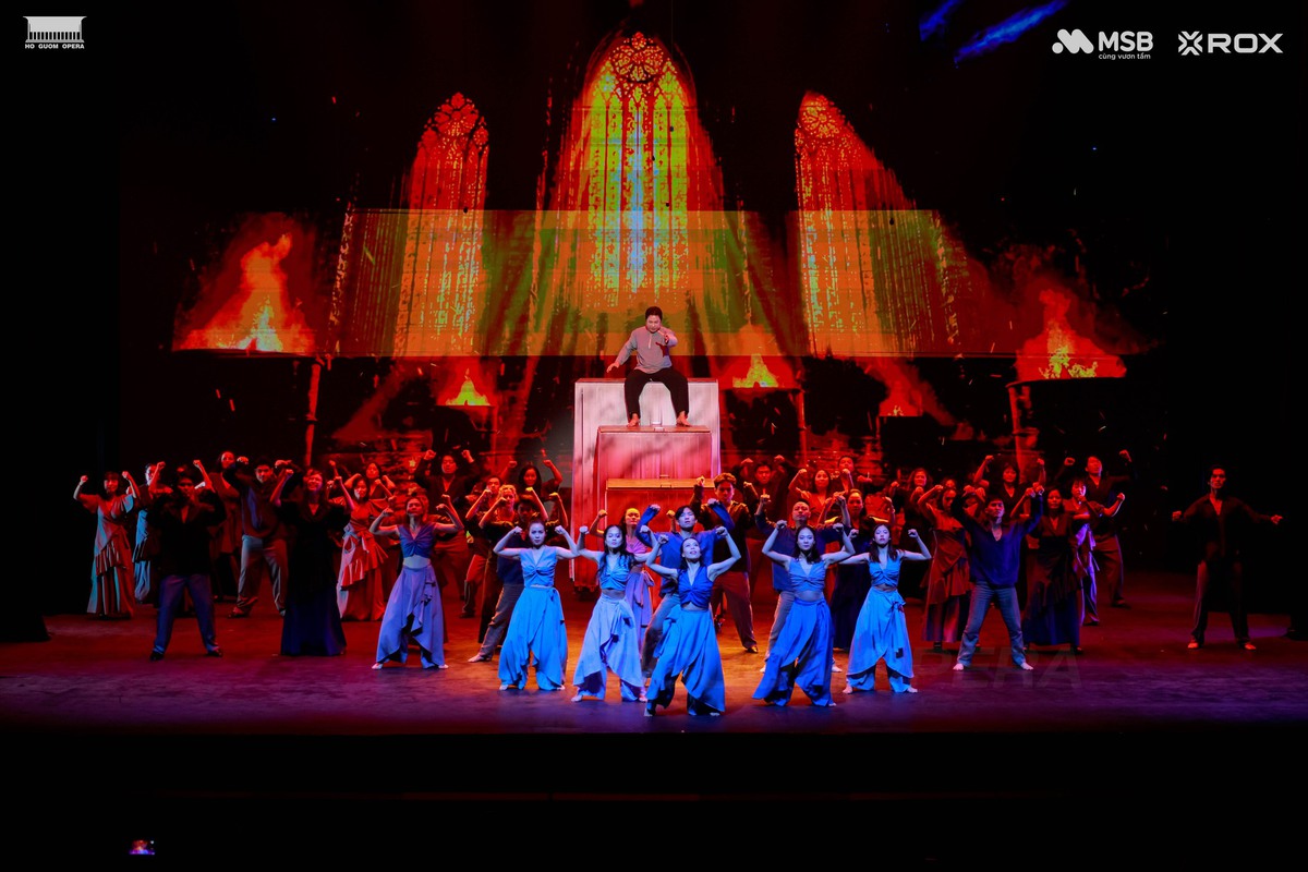 Musical Night: Sân khấu kể chuyện bằng ánh sáng, âm nhạc và khát vọng kết nối- Ảnh 6.