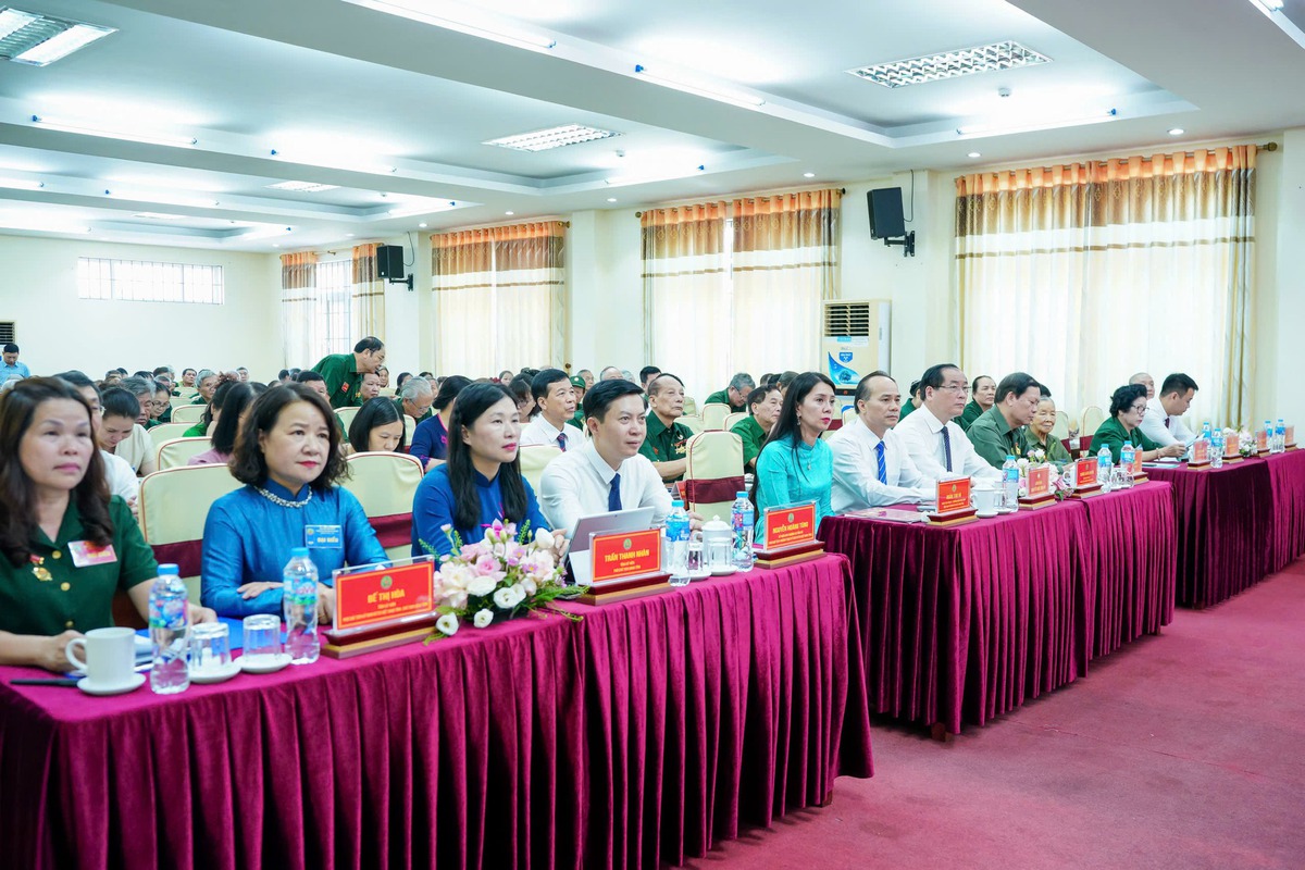 Bà Nông Thị Lâm tiếp tục giữ chức Chủ tịch Hội Cựu Thanh niên xung phong tỉnh Lạng Sơn- Ảnh 1. Bà Nông Thị Lâm tiếp tục giữ chức Chủ tịch Hội Cựu Thanh niên xung phong tỉnh Lạng Sơn- Ảnh 1.