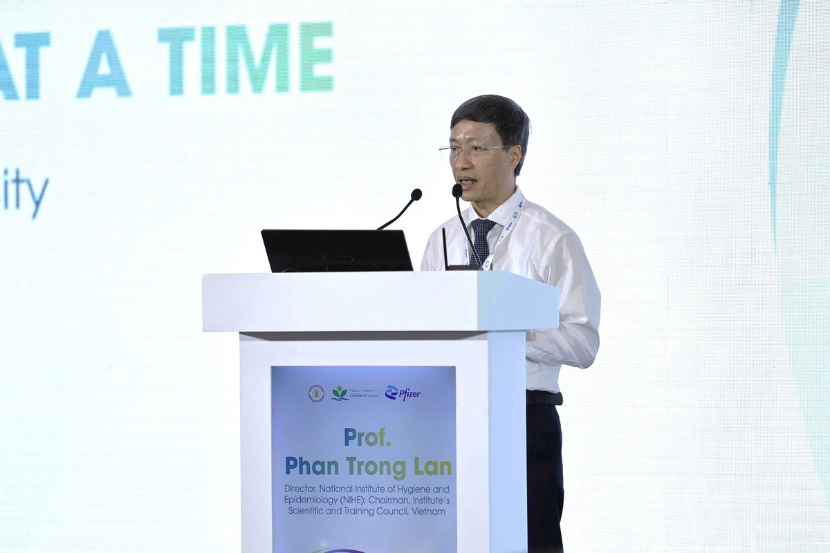 Thúc đẩy phòng ngừa bệnh lây truyền qua đường hô hấp ở trẻ để bảo vệ sức khỏe cộng đồng- Ảnh 2. Thúc đẩy phòng ngừa bệnh lây truyền qua đường hô hấp ở trẻ để bảo vệ sức khỏe cộng đồng- Ảnh 2.