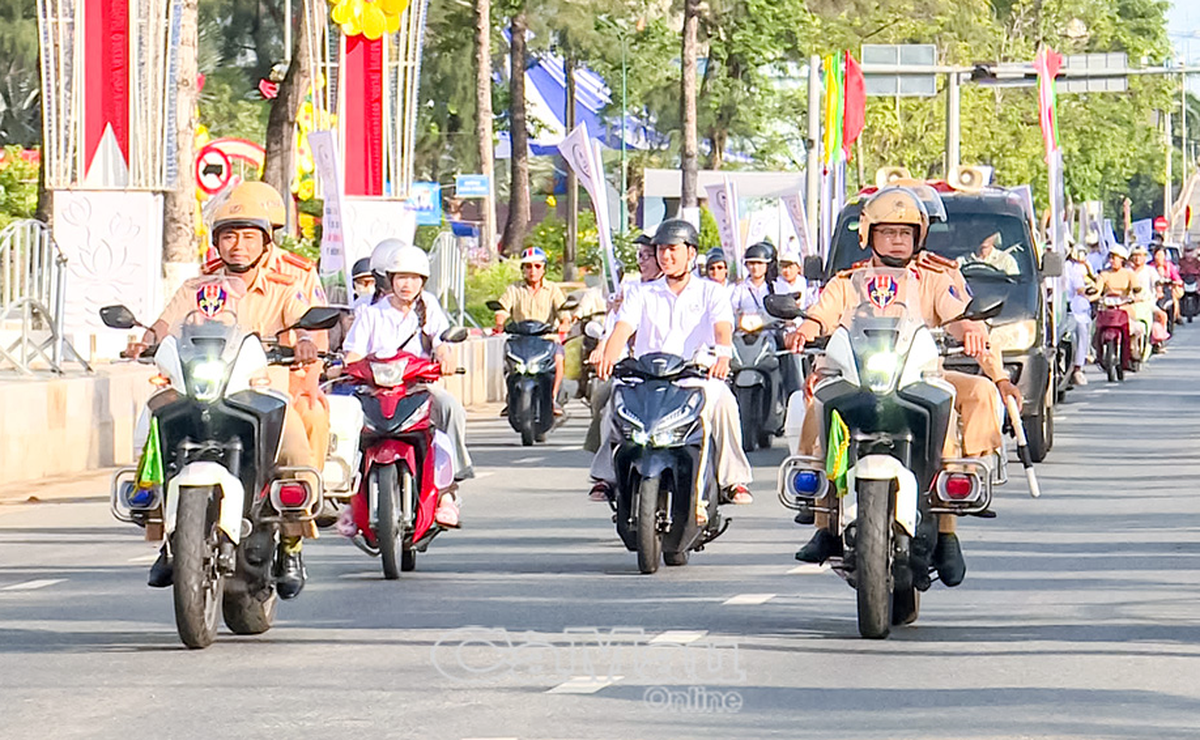 Cà Mau đẩy mạnh tuyên truyền về tác hại của thuốc lá- Ảnh 1. Cà Mau đẩy mạnh tuyên truyền về tác hại của thuốc lá- Ảnh 1.