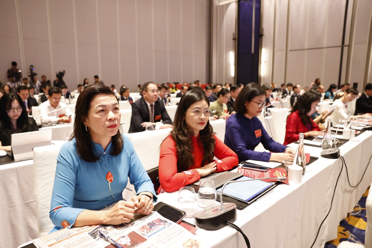 Thường trực Ban Bí thư: "Cần khắc phục việc lạm dụng quyền lực trong thực thi công vụ"- Ảnh 1.