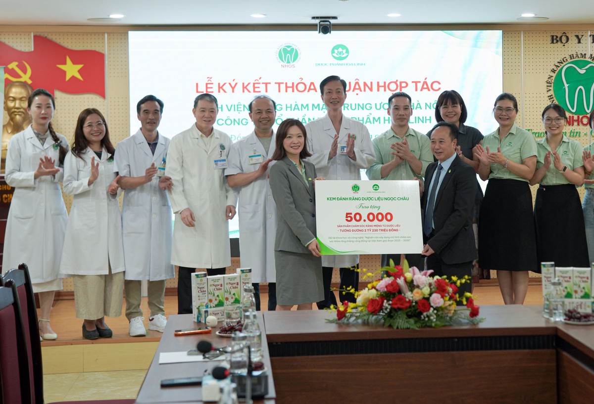 Ngọc Châu ký kết thỏa thuận hợp tác cùng Bệnh Viện Răng Hàm Mặt Trung Ương Hà Nội- Ảnh 2. Ngọc Châu ký kết thỏa thuận hợp tác cùng Bệnh Viện Răng Hàm Mặt Trung Ương Hà Nội- Ảnh 2.