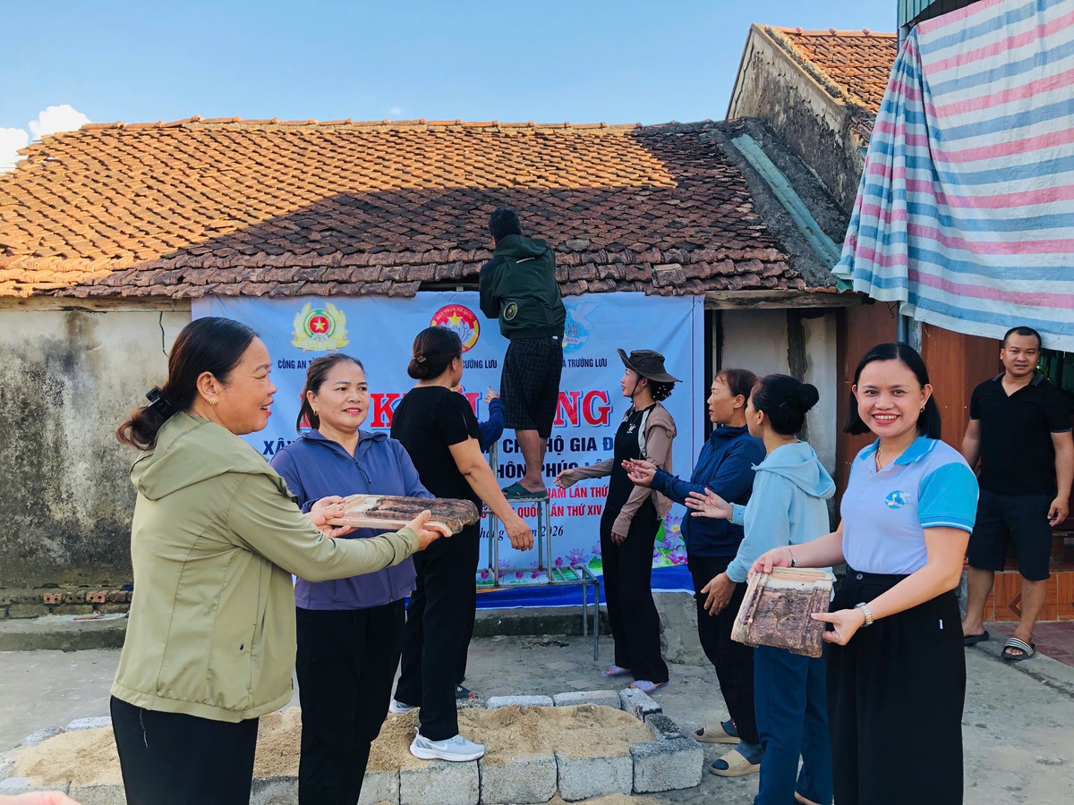 Nhiều hoạt động thiết thực của phụ nữ Hà Tĩnh hướng tới Đại hội Phụ nữ toàn quốc XIV- Ảnh 2. Nhiều hoạt động thiết thực của phụ nữ Hà Tĩnh hướng tới Đại hội Phụ nữ toàn quốc XIV- Ảnh 2.