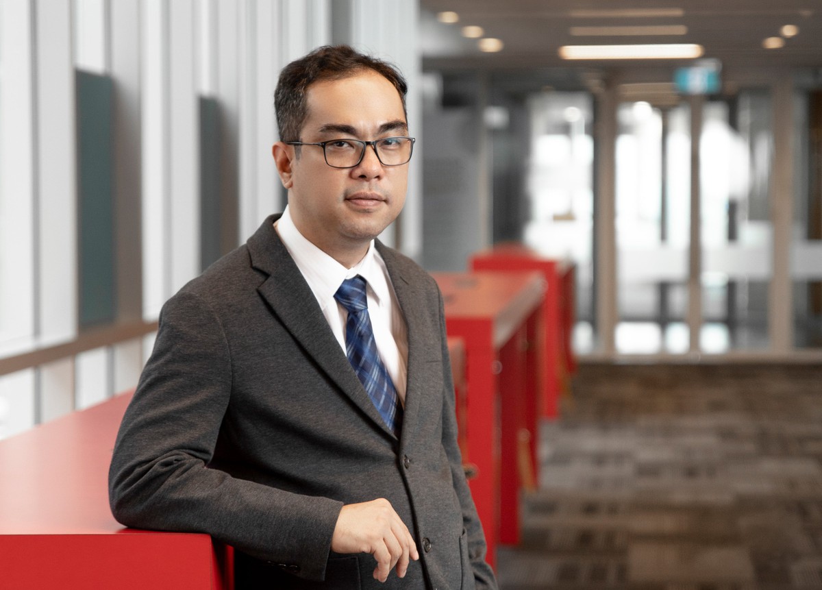 Phó giáo sư Nguyễn Văn Thăng Long, Phó chủ nhiệm bộ môn Truyền thông chuyên nghiệp, Đại học RMIT Việt Nam. Ảnh: RMIT Phó giáo sư Nguyễn Văn Thăng Long, Phó chủ nhiệm bộ môn Truyền thông chuyên nghiệp, Đại học RMIT Việt Nam. Ảnh: RMIT