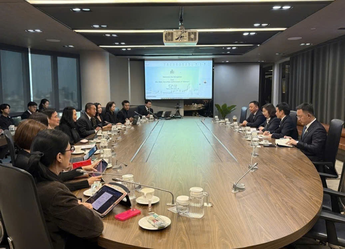 Ủy ban Chứng khoán Nhà nước và SEC trao đổi kinh nghiệm phát triển các sản phẩm tài chính mới- Ảnh 2. Ủy ban Chứng khoán Nhà nước và SEC trao đổi kinh nghiệm phát triển các sản phẩm tài chính mới- Ảnh 2.