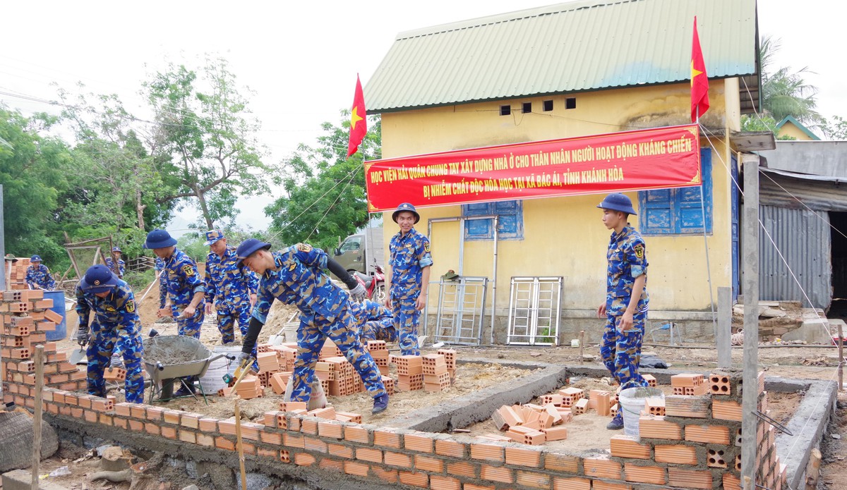 Học viện Hải quân xây dựng nhà ở cho gia đình chính sách- Ảnh 1.