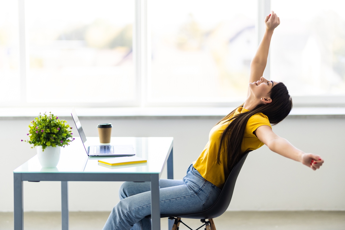 "Giải độc" trào lưu chữa lành của dân văn phòng- Ảnh 1.