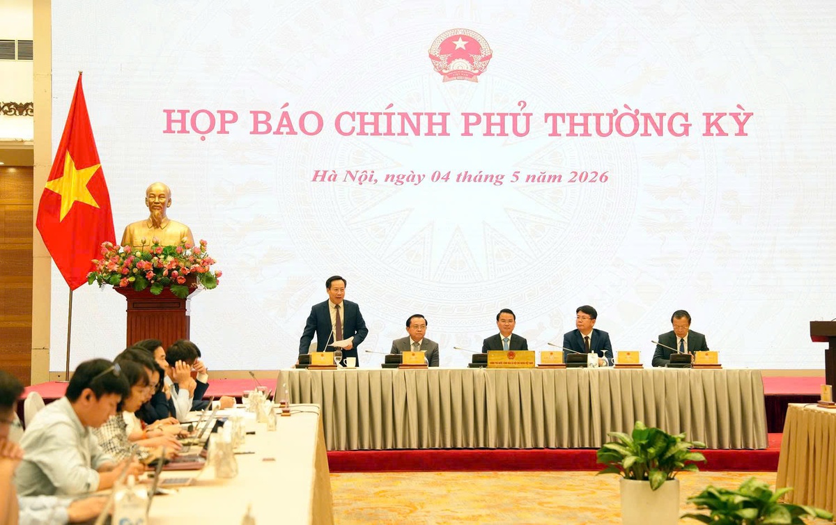 Thứ trưởng Bộ Y tế: Phấn đấu đưa Bệnh viện Bạch Mai và Việt Đức cơ sở 2 vào hoạt động trong quý 2- Ảnh 1.